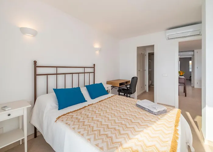 Windsong 포엔샤 항구